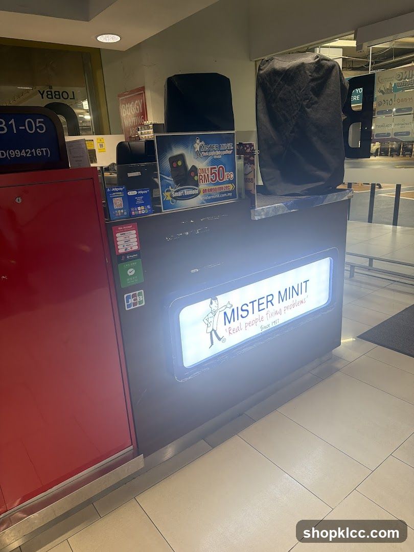 Mister Minit Service Counter