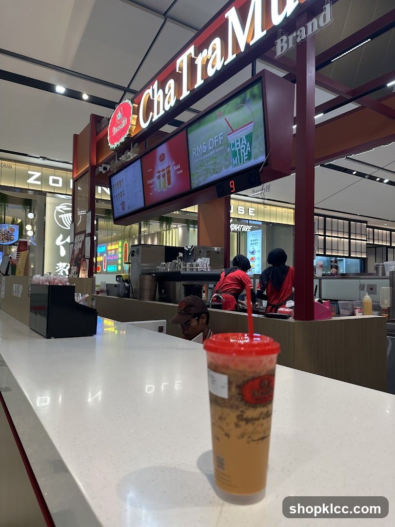 Cha Tra Mue Drink Stall