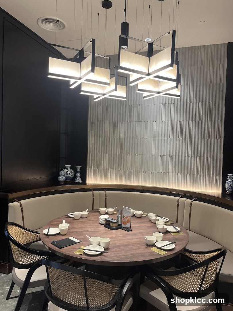 Restaurant Dining Area