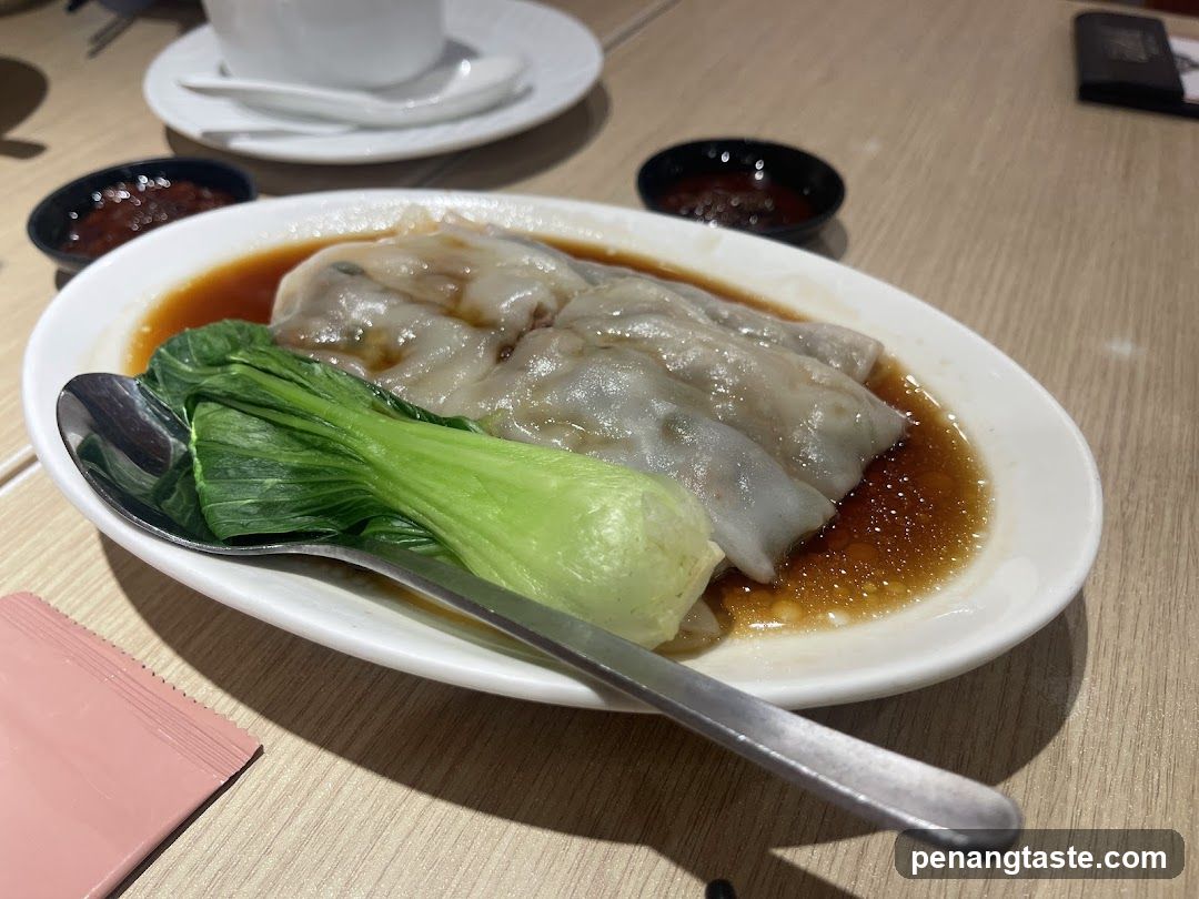 Steamed Rice Rolls with Bok Choy