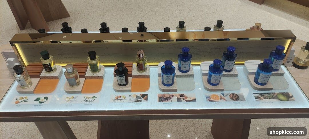 Acqua di Parma Fragrance Display