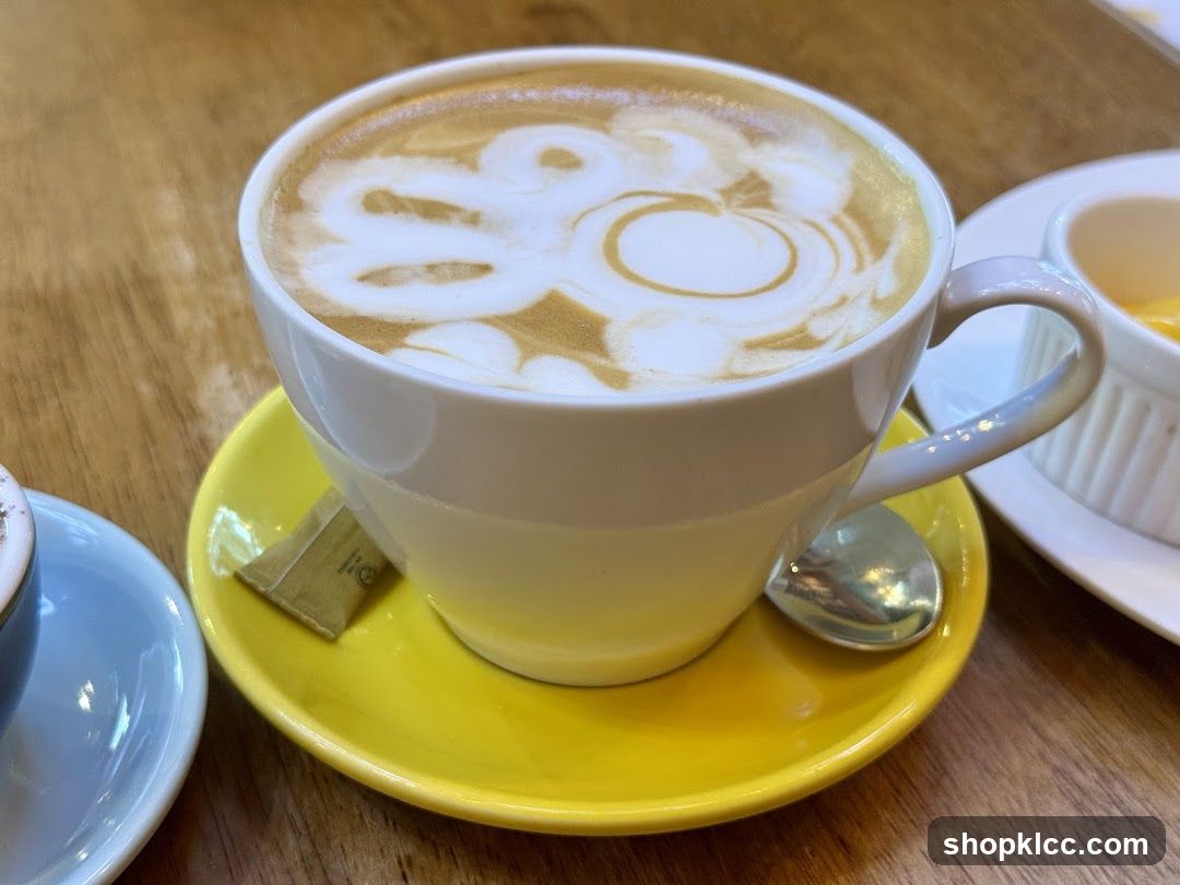 Latte with latte art