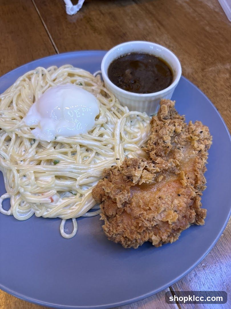 Creamy Spaghetti with Fried Chicken