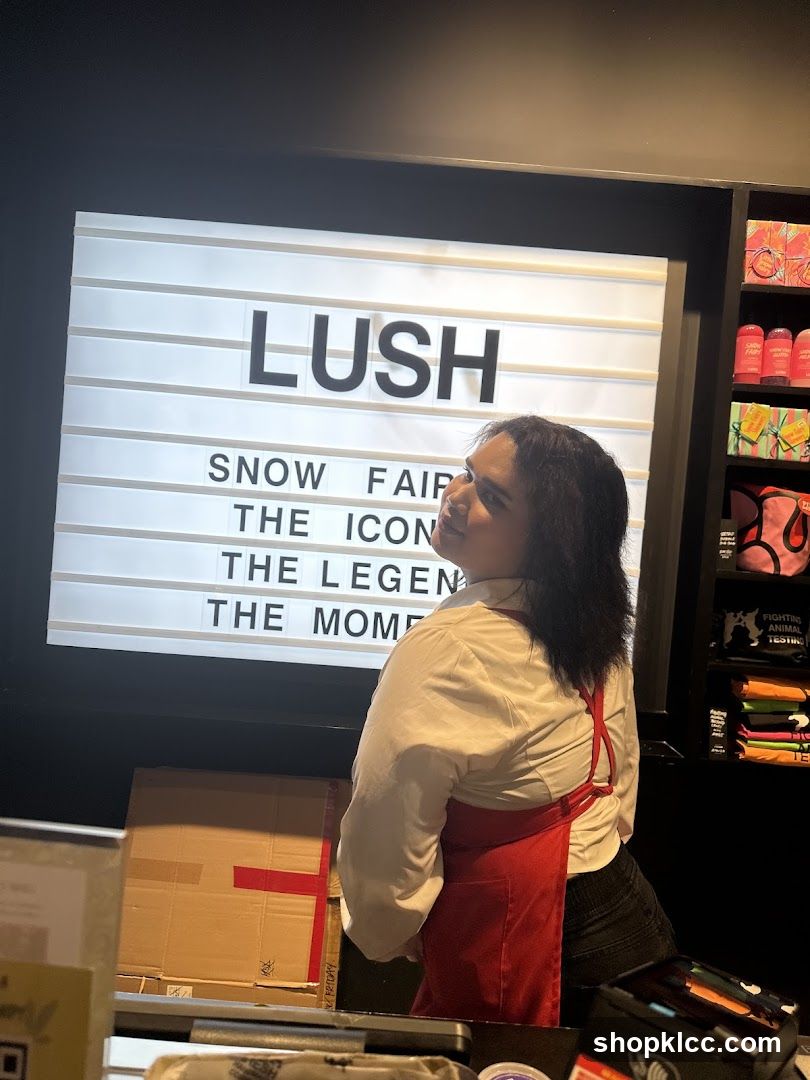 Lush Store Display