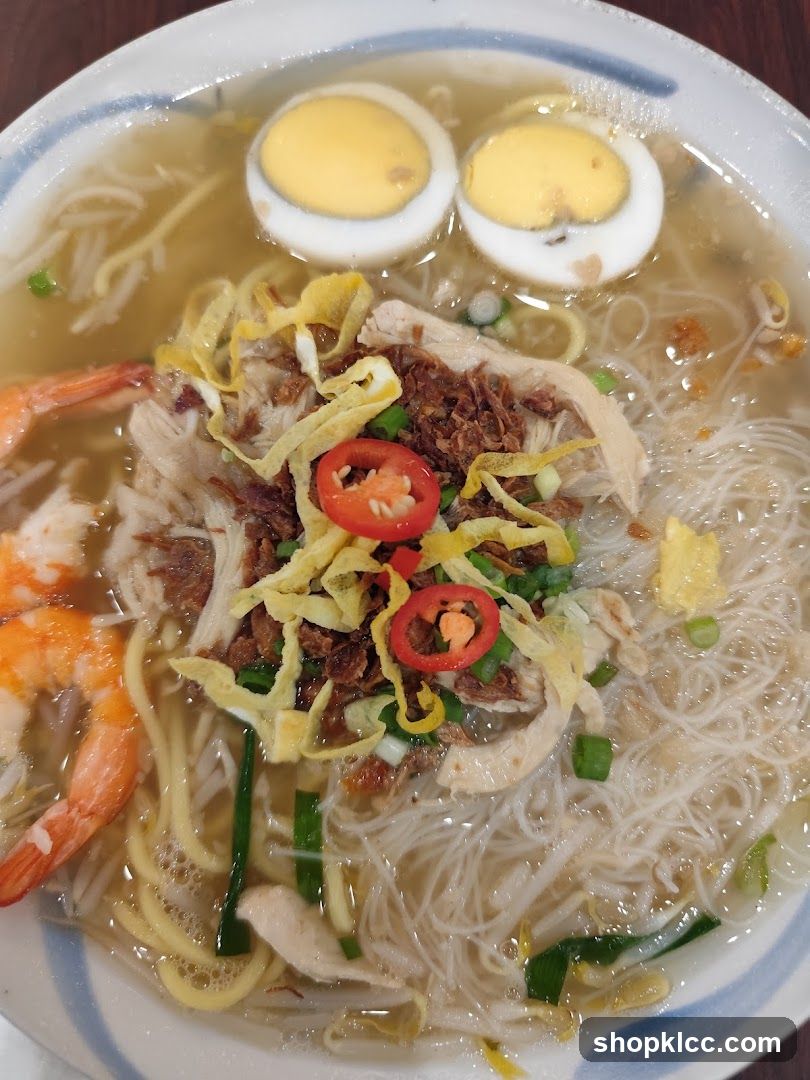 Noodle Soup with Shrimp and Egg