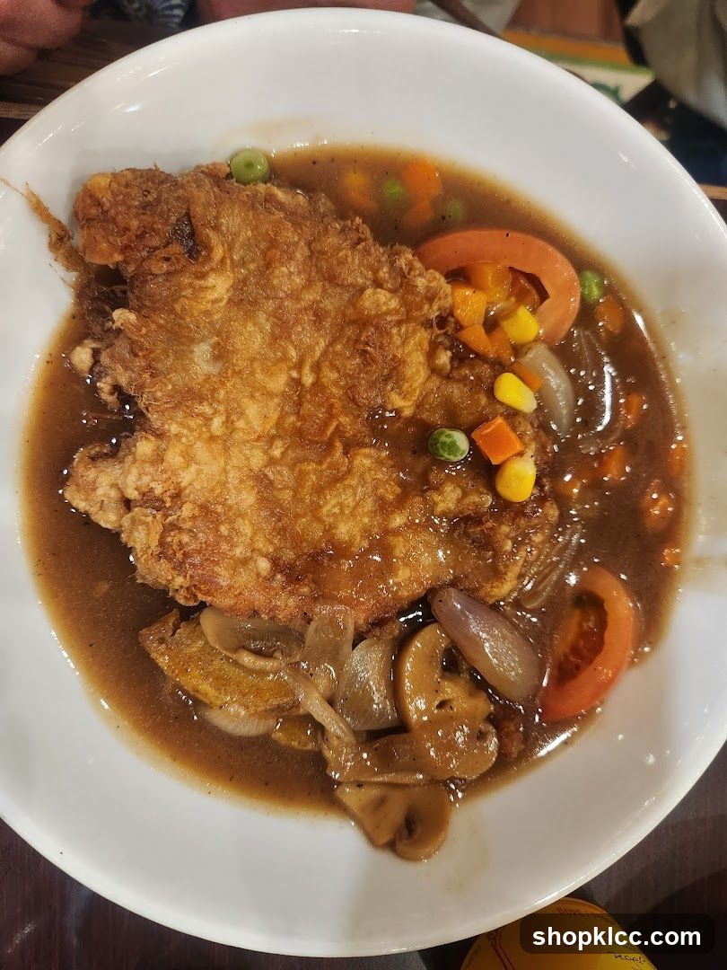 Fried Chicken with Gravy and Vegetables