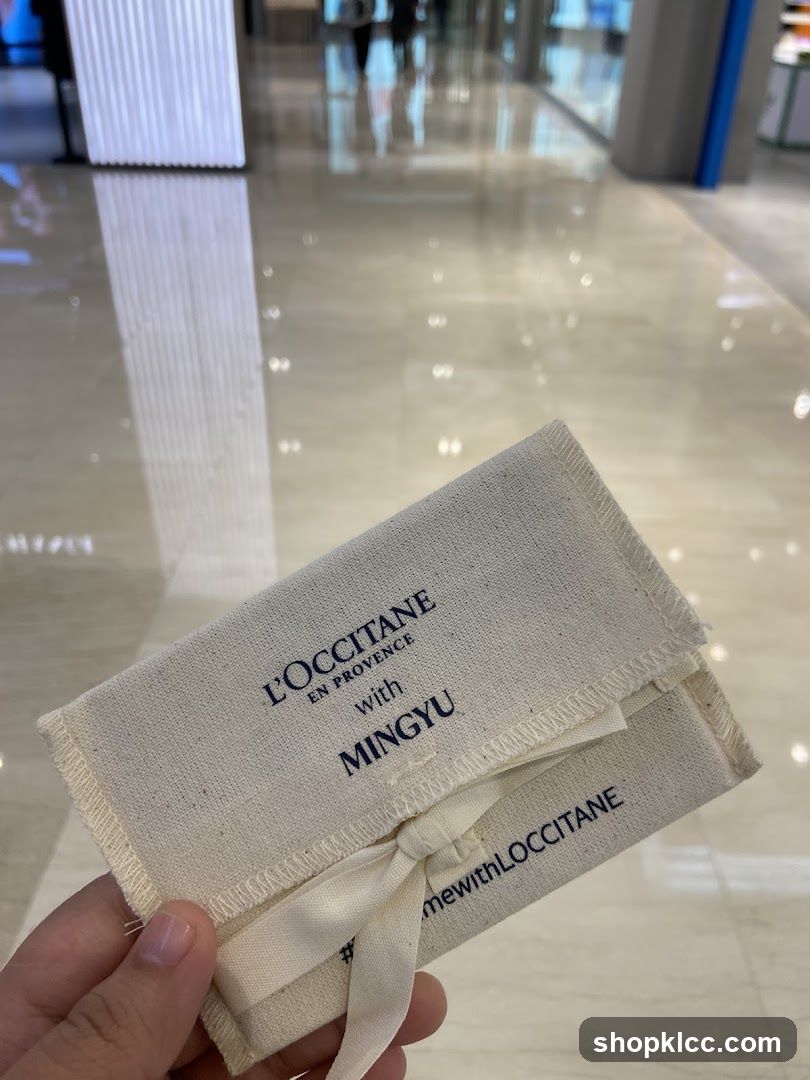 L'Occitane Pouch