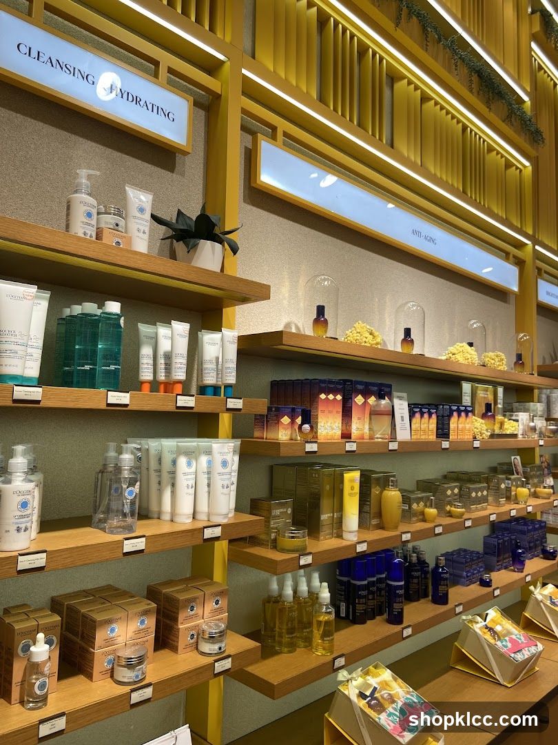 Cosmetics Store Display