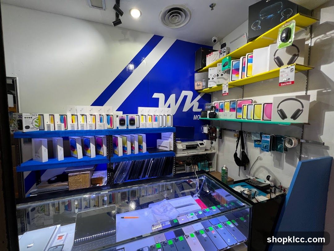 Electronics Store Display