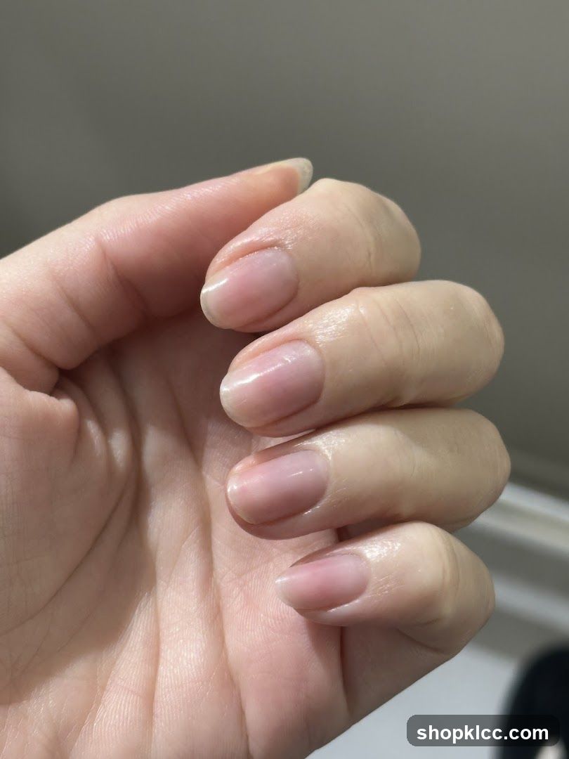 Hand with natural nails