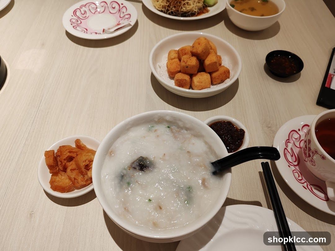Congee and Fried Dough Sticks