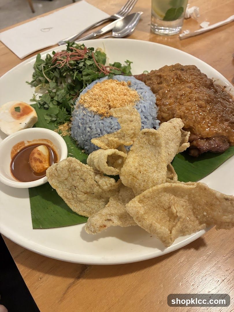 Nasi Kerabu Plate