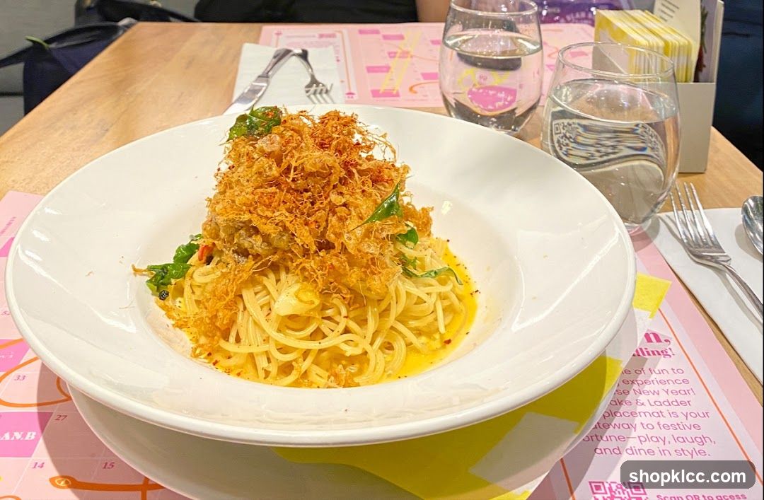 Spaghetti with Crispy Topping