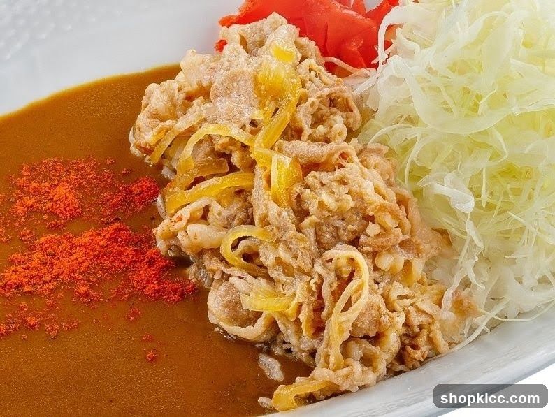 Beef Curry with Shredded Cabbage