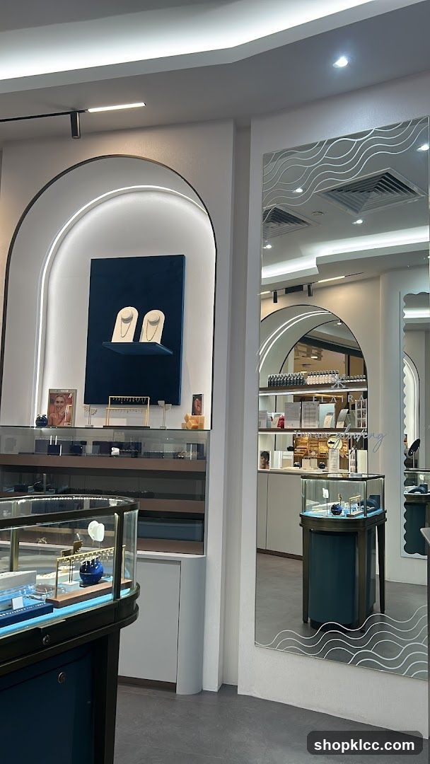 Elaira Jewelry & Piercing