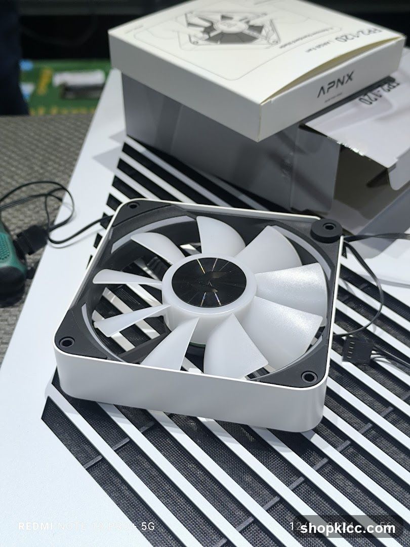 Computer Fan and Packaging