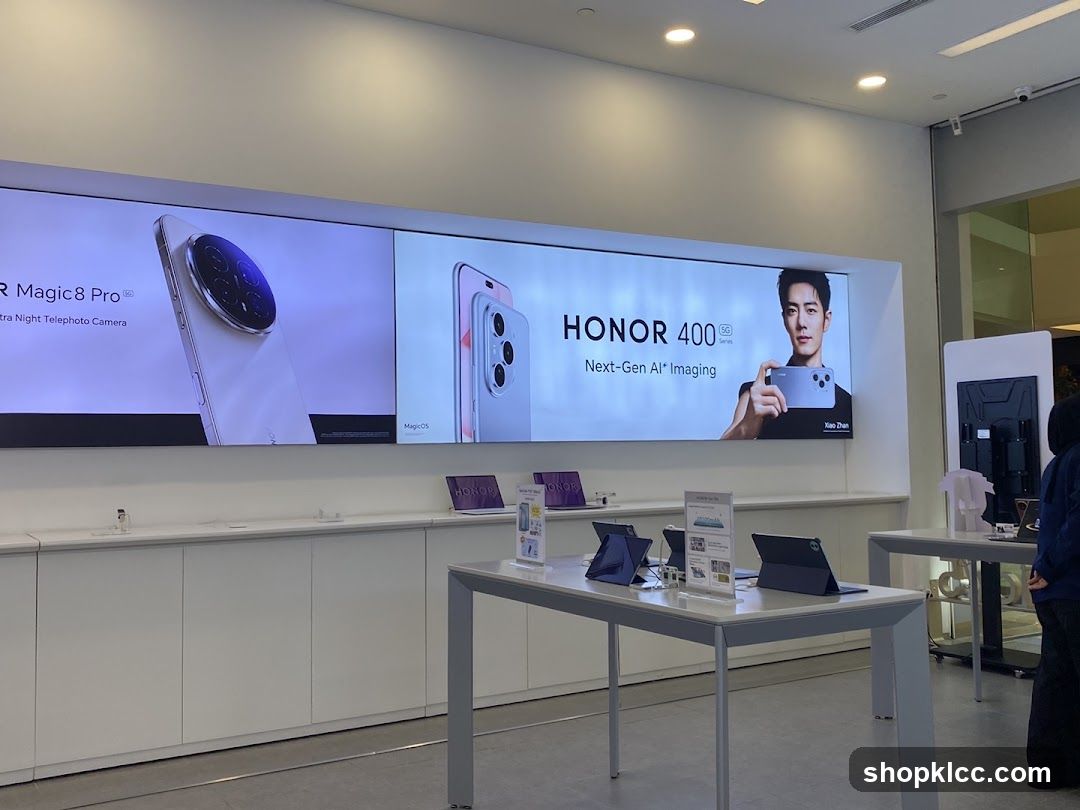 Honor Store Display