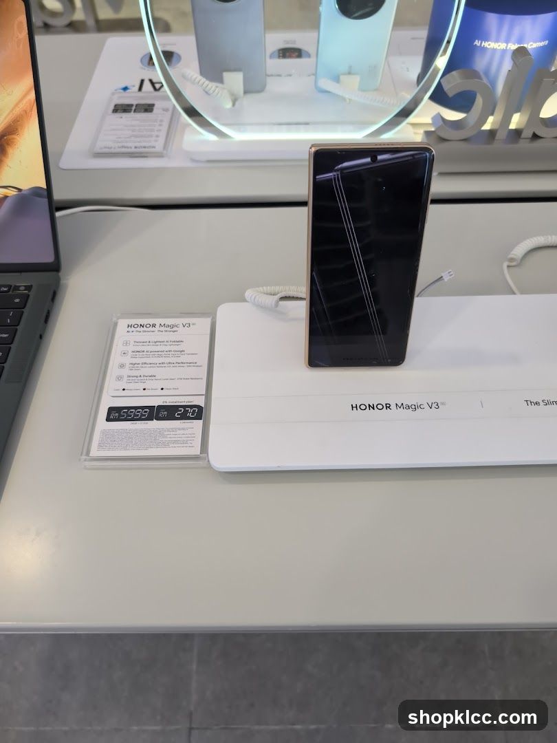 HONOR Magic V3 Display
