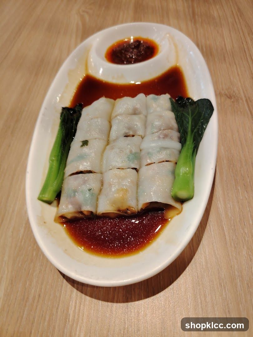 Steamed Rice Rolls with Sauce and Greens