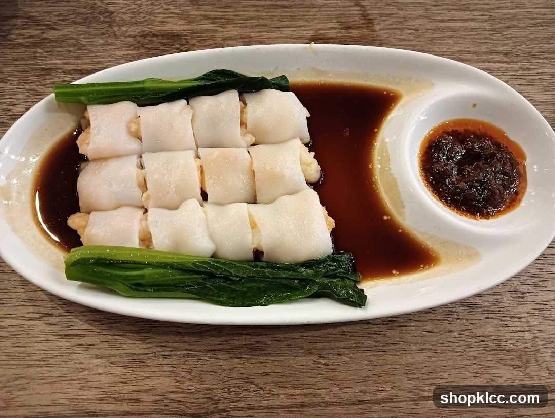 Steamed Rice Rolls with Shrimp