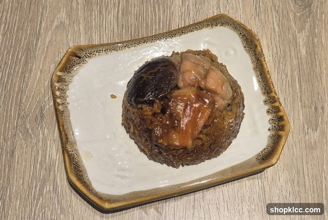 Sticky Rice with Chicken and Mushroom