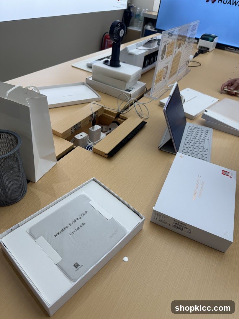 Huawei Store Display