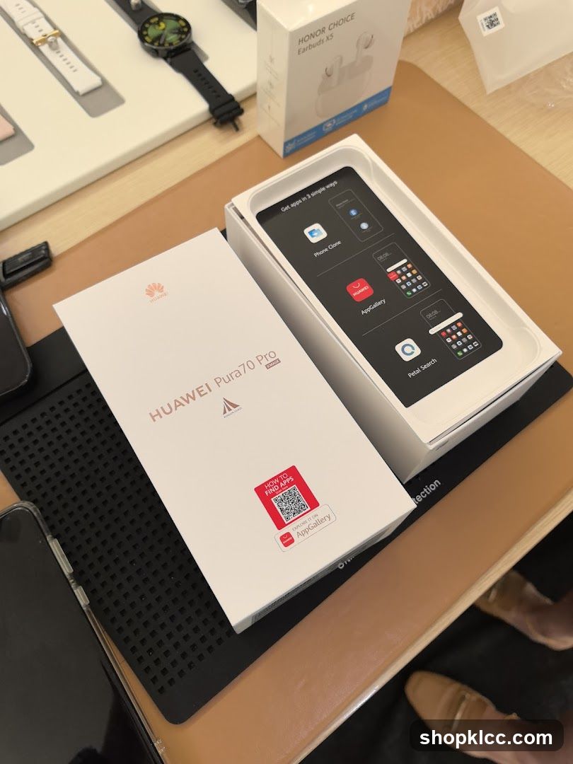 Huawei Pura70 Pro Box and Accessories