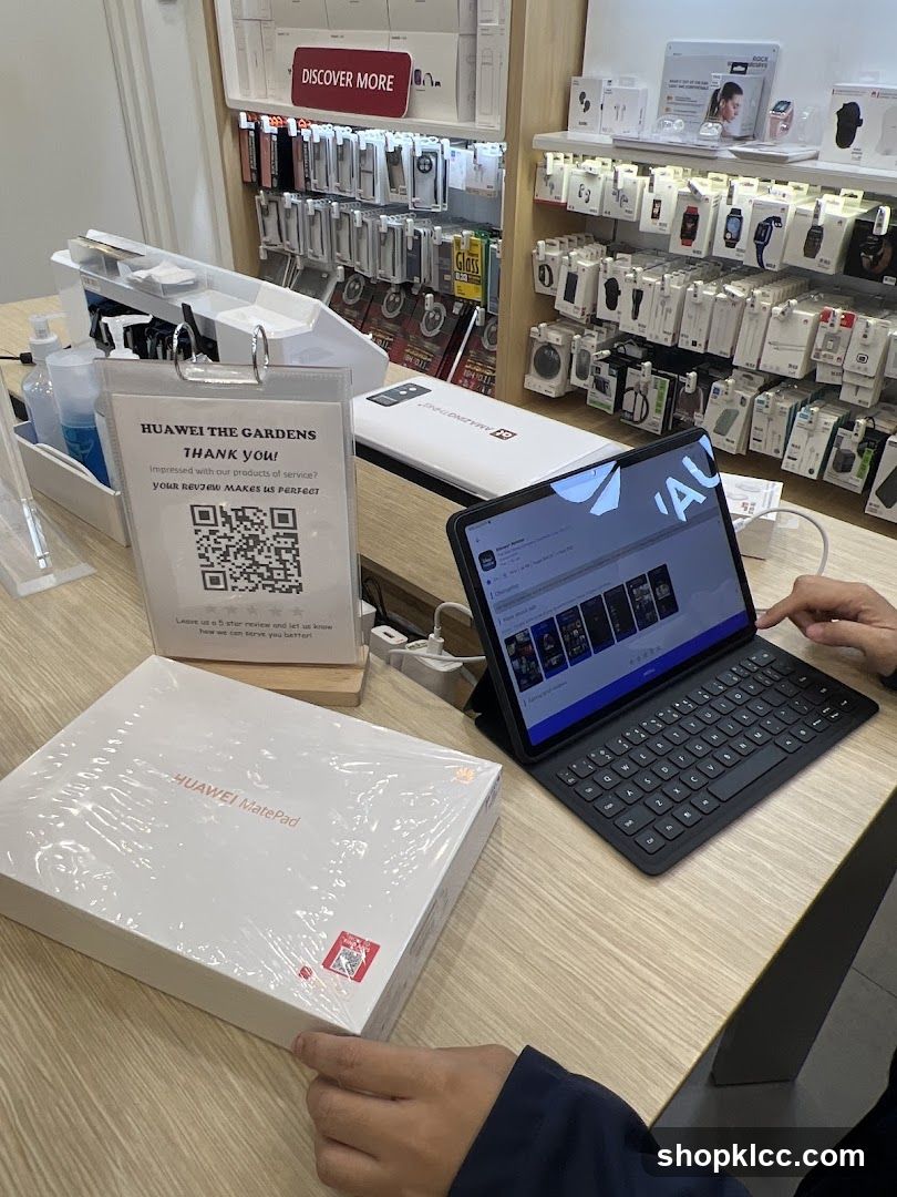Huawei Store Display