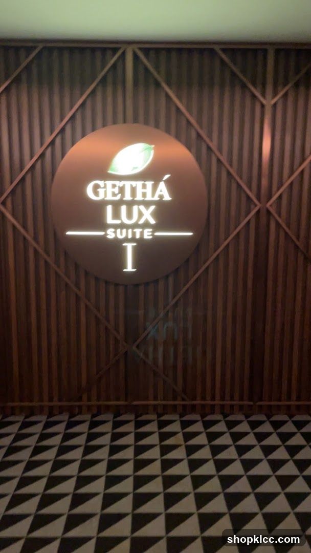 Getha Lux Suite I Sign