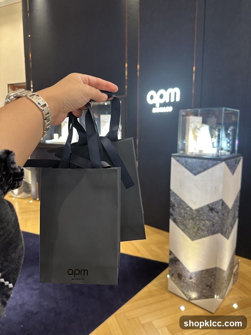 Shopping bags from APM Monaco