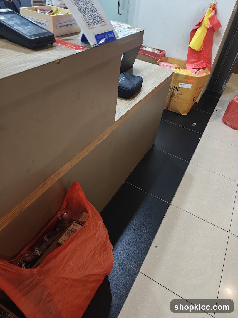 Counter with payment terminal and QR code