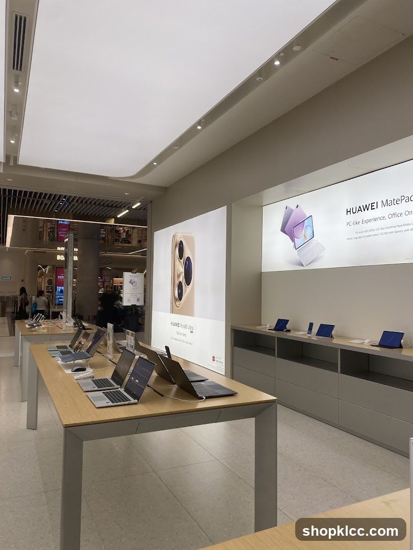 Huawei Store Interior