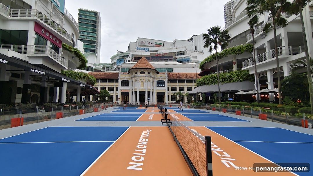 Outdoor Pickleball Courts