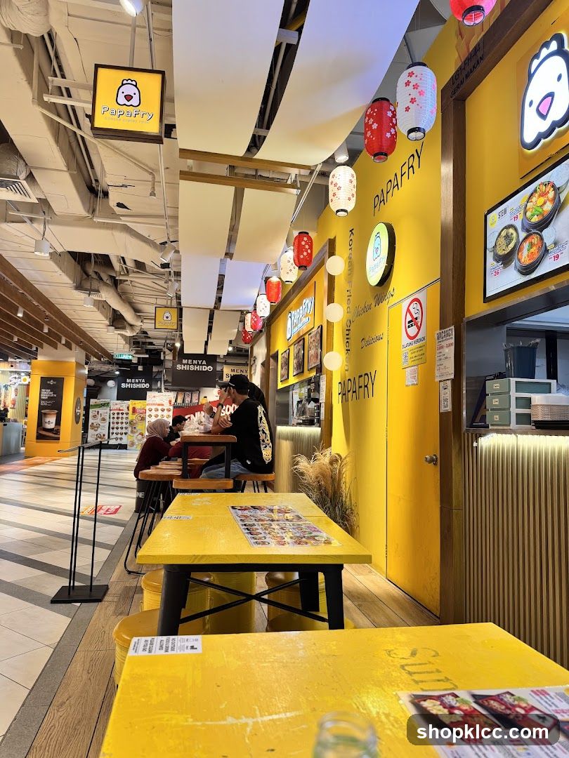 PapaFry Restaurant Interior