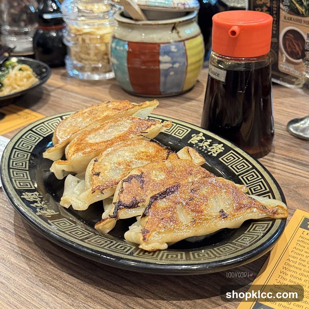Pan-fried dumplings