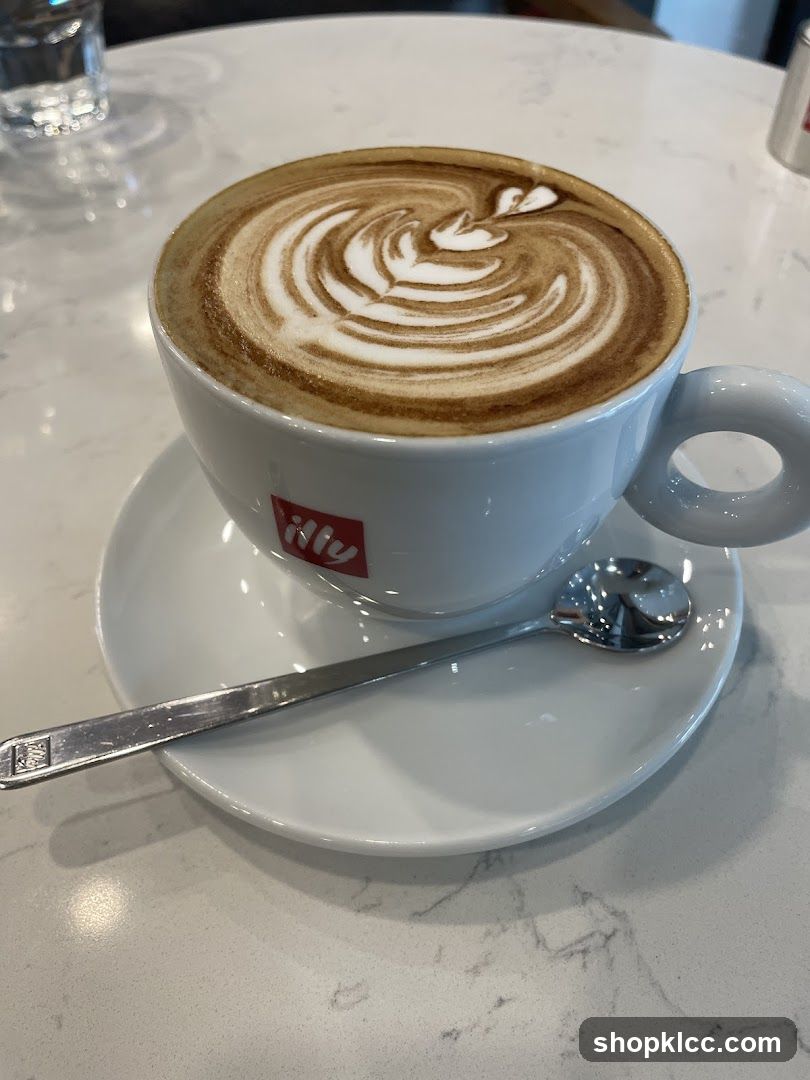 Cappuccino with Latte Art