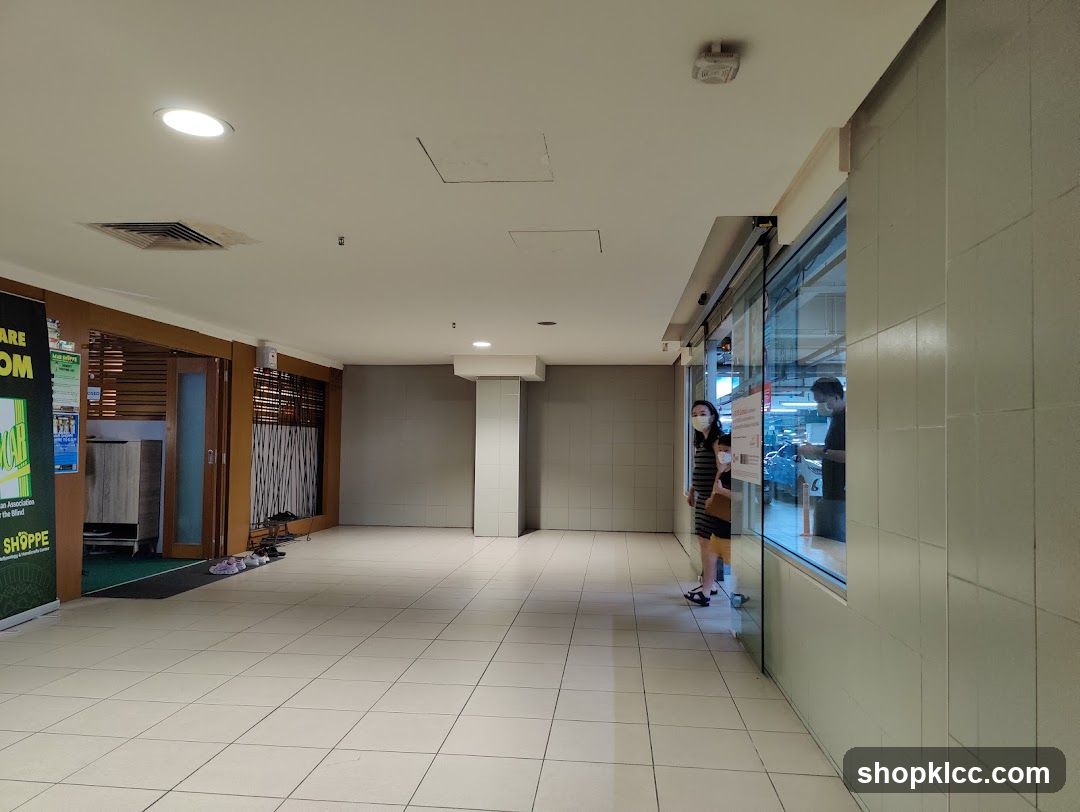 Indoor walkway with storefronts
