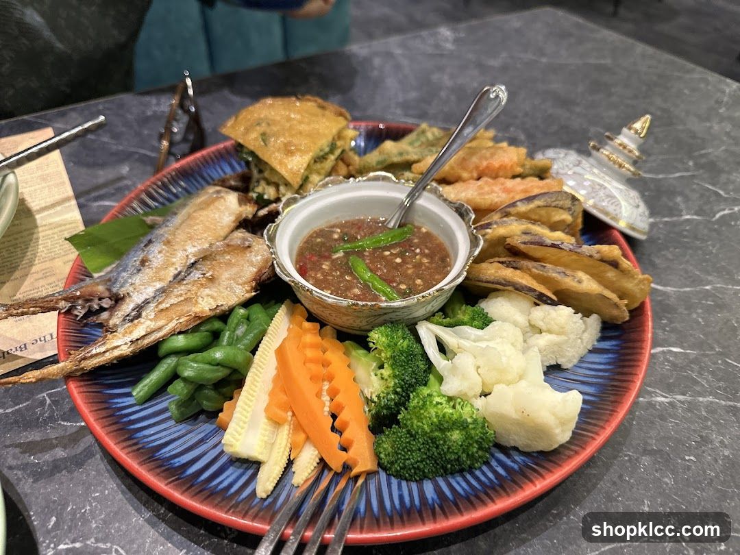Fried Fish and Vegetable Platter
