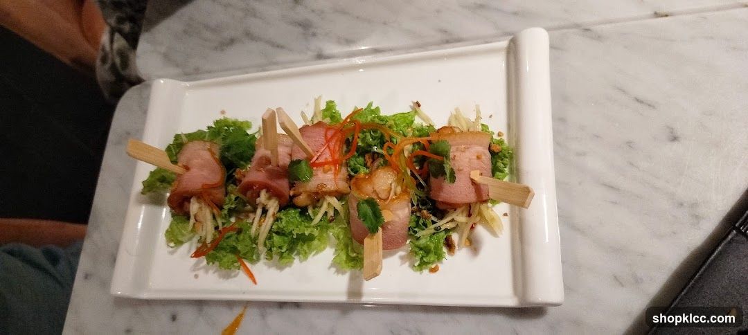 Bacon-wrapped appetizer