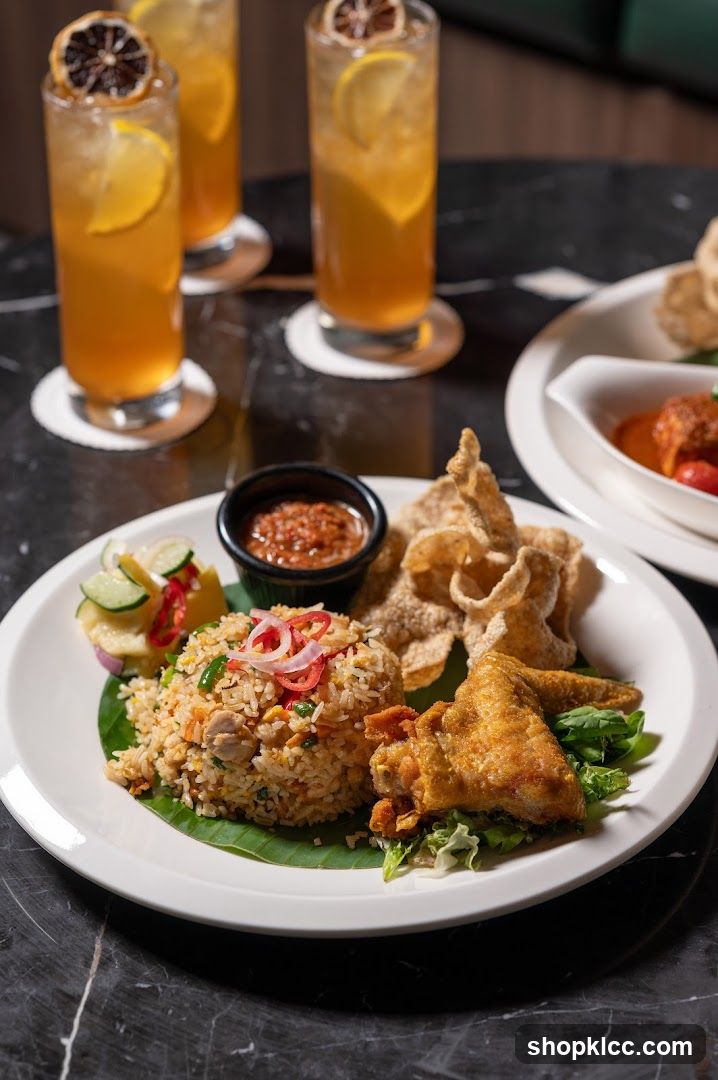 Fried Rice Platter with Drinks