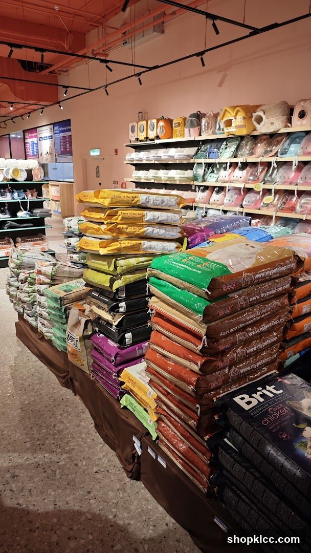 Pet Food Aisles