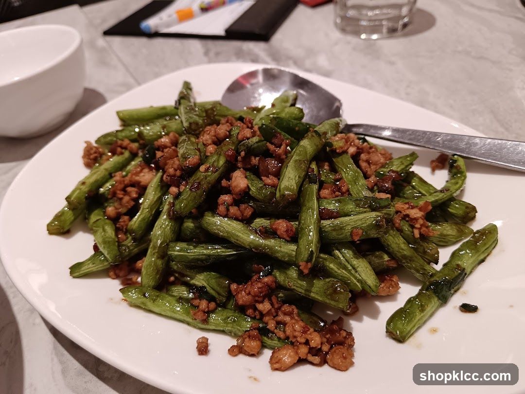 Stir-fried Green Beans with Minced Meat