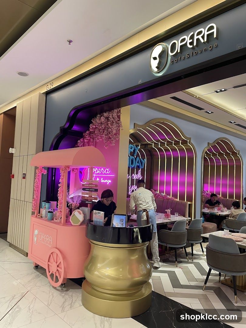 Opera Cafe & Lounge