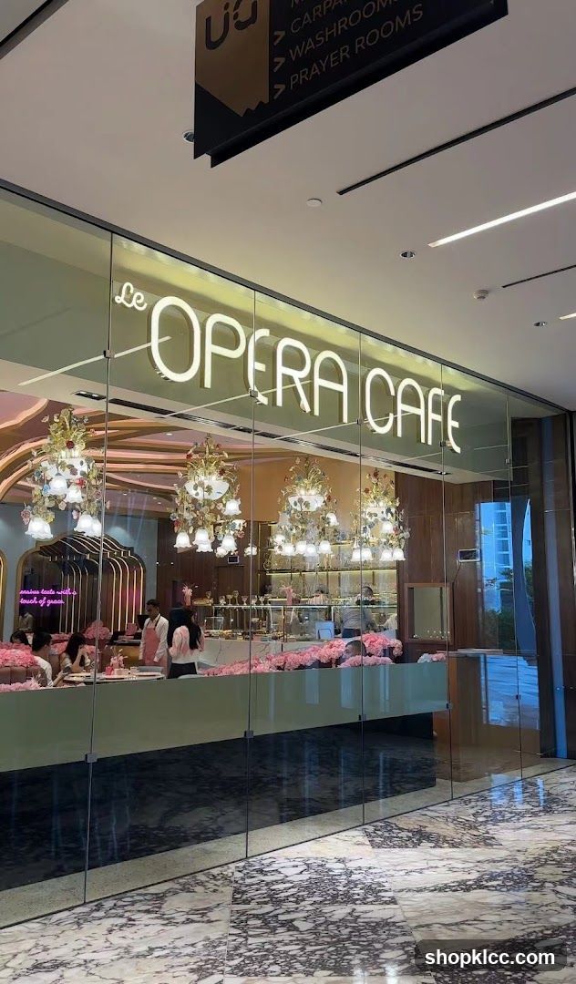 Opera Cafe & Lounge