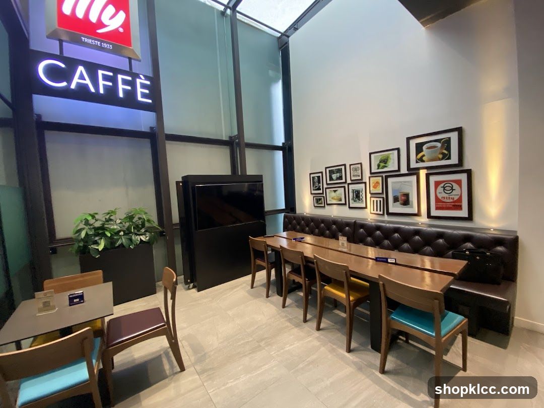 Illy Caffe Interior