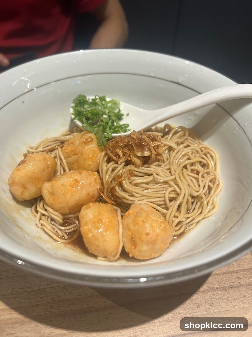Le Shrimp Noodle Bar