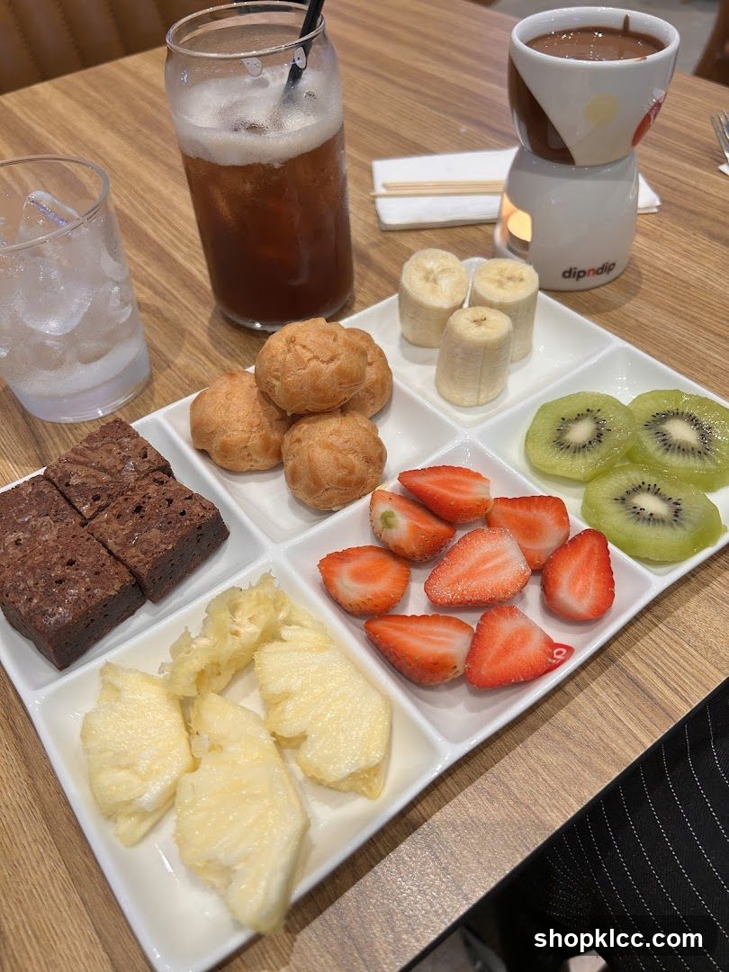 Dessert Platter with Chocolate Fondue