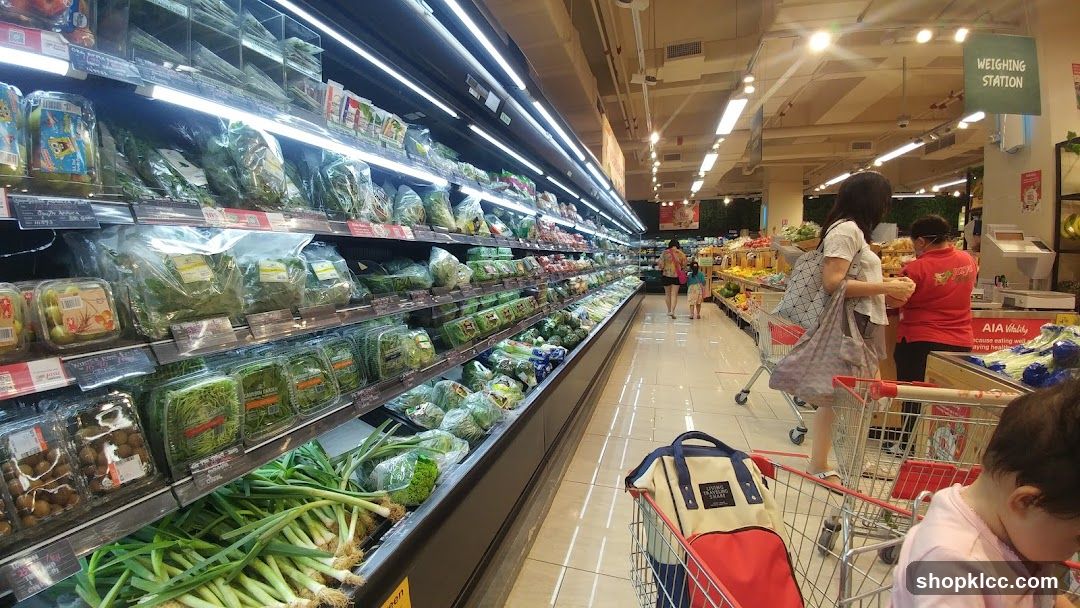 Supermarket Produce Aisle