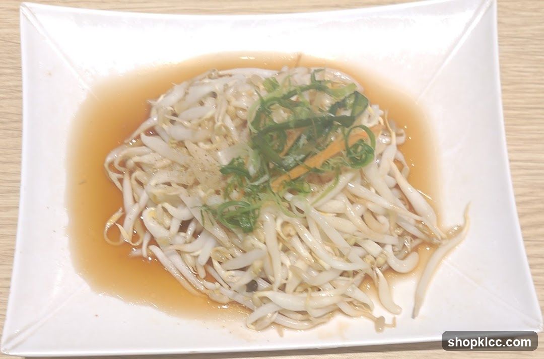 Bean Sprouts with Sauce