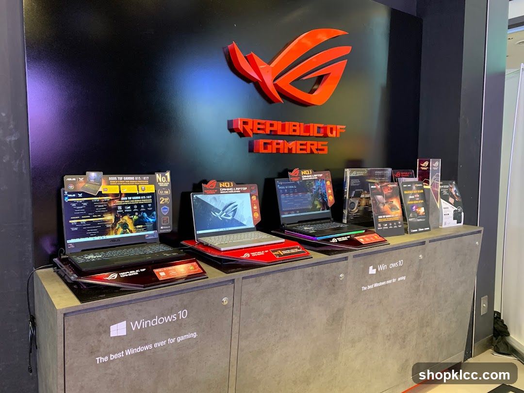 Republic of Gamers Laptops Display